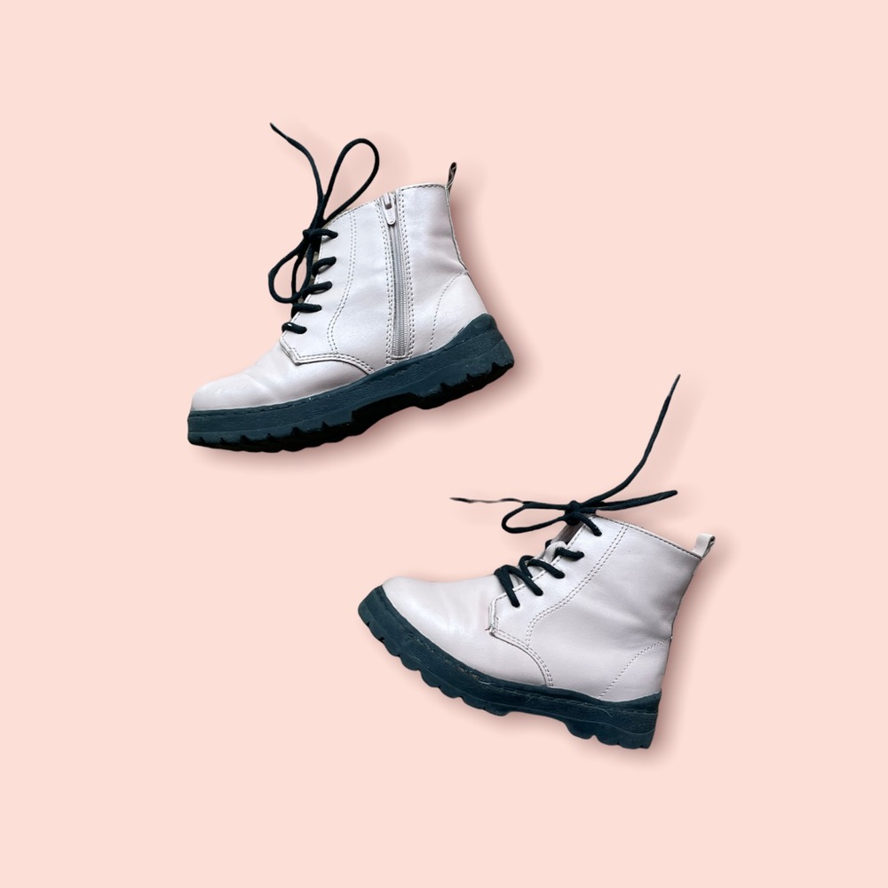 Girls Zara boots